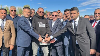 Yoğun bir ilgiyle karşılanan Yönter, programı kapsamında ilk olarak Emirdağ’a