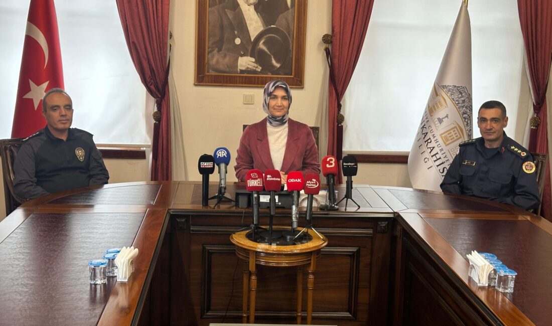 Valilik makamında gerçekleştirilen toplantıya, Afyonkarahisar İl Jandarma Komutanı Albay Murat