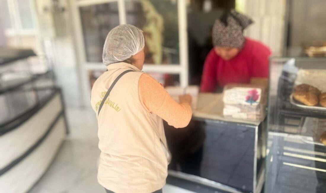 AFYONKARAHİSAR (AA) – Afyonkarahisar İl Tarım ve Orman Müdürlüğü ekipleri