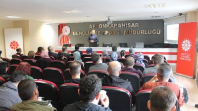 AFYONKARAHİSAR (AA) – Afyonkarahisar'da dezenformasyonla mücadele bağlamında dijital medya okuryazarlığı