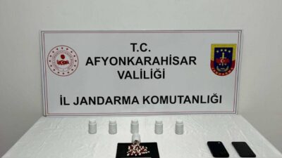 AFYONKARAHİSAR (AA) – Afyonkarahisar'ın Sinanpaşa ilçesinde düzenlenen uyuşturucu operasyonunda gözaltına