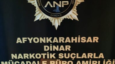 AFYONKARAHİSAR (AA) – Afyonkarahisar'da düzenlenen uyuşturucu operasyonunda 2 zanlı tutuklandı.