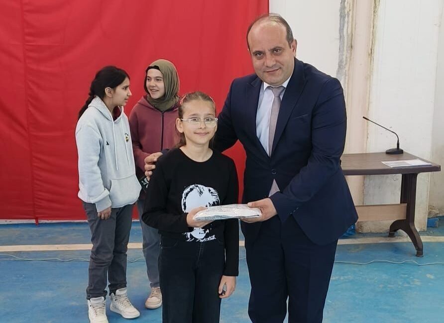 Afyonkarahisar’ın bir çok ilçe, belde ve köylerinde 29 Ekim Cumhuriyet