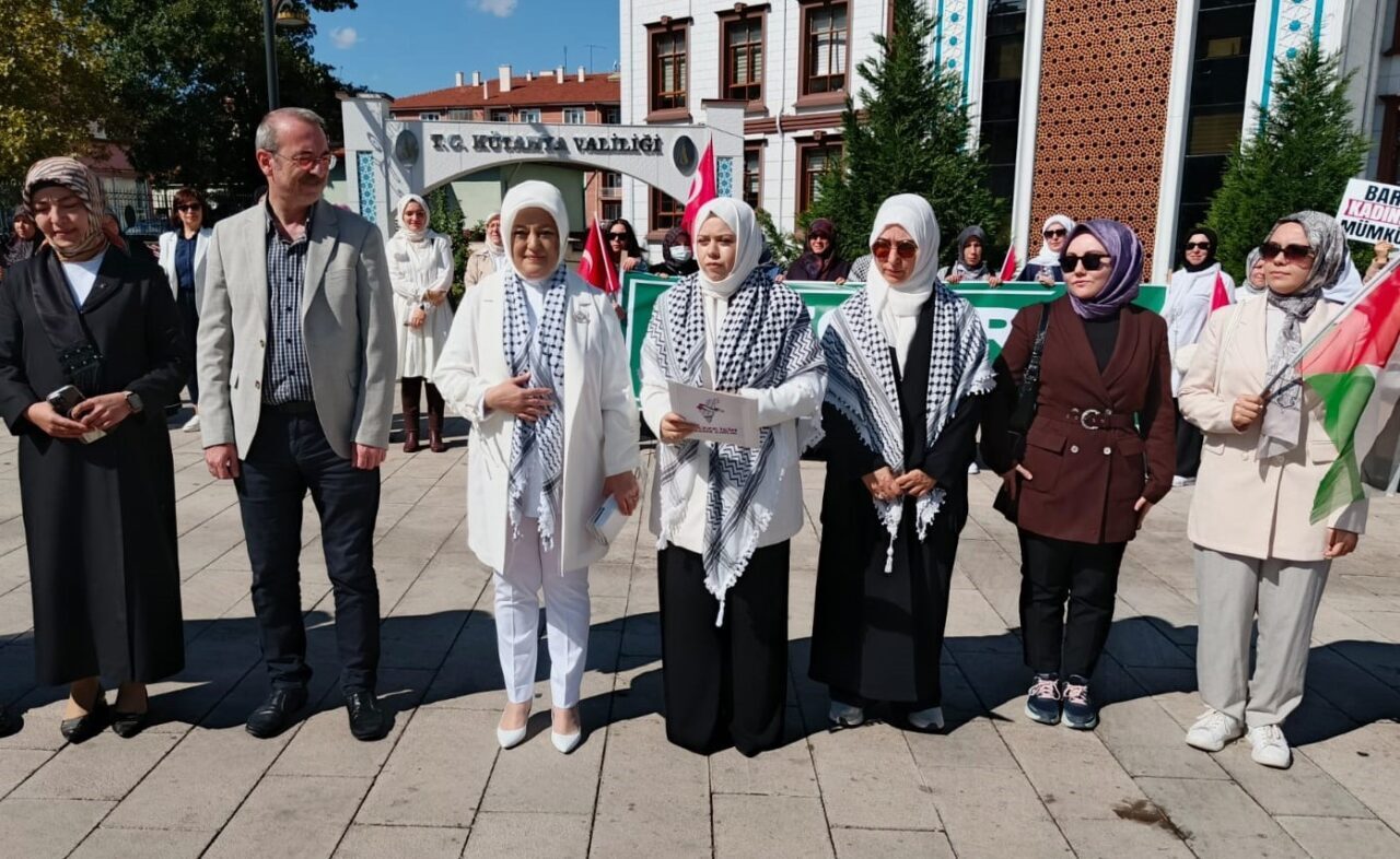 AK Parti Kütahya İl Kadın Kolları, Gazze’de yaşanan insanlık dramına