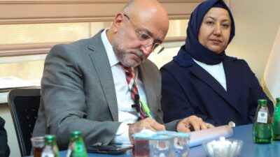 İl Başkanlığı tarafından belirlenen takvim doğrultusunda yapılan toplantılara; İlçe Başkanları