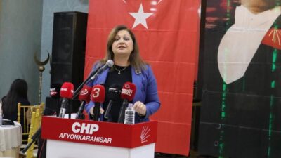 Afyonkarahisar Belediye Başkanı Burcu Köksal, CHP Merkez İlçe Kongresi’nde yaptığı