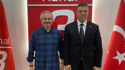 Ziyaret sırasında Kanal 3 Genel Müdürü Selcen Dilek Çöygün ve