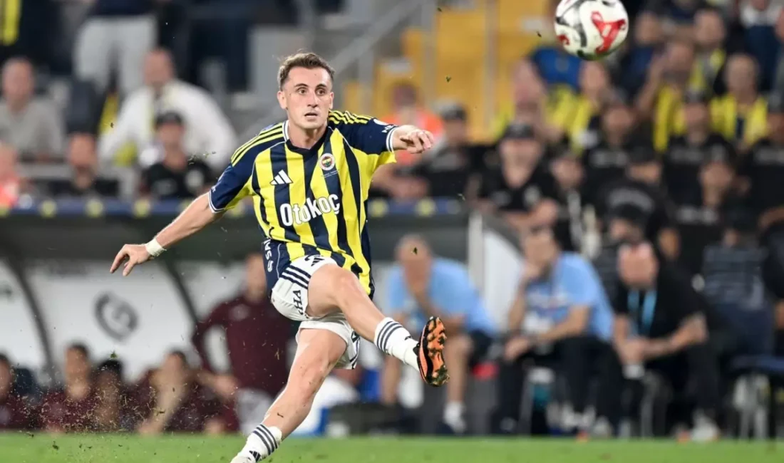 Galatasaray Başkanı Dursun Özbek, kadın basketbol takımı için düzenlenen sponsorluk