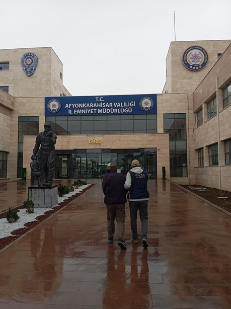   Afyonkarahisar İl Emniyet Müdürlüğü ekiplerince aranan şahıslara yönelik yürütülen