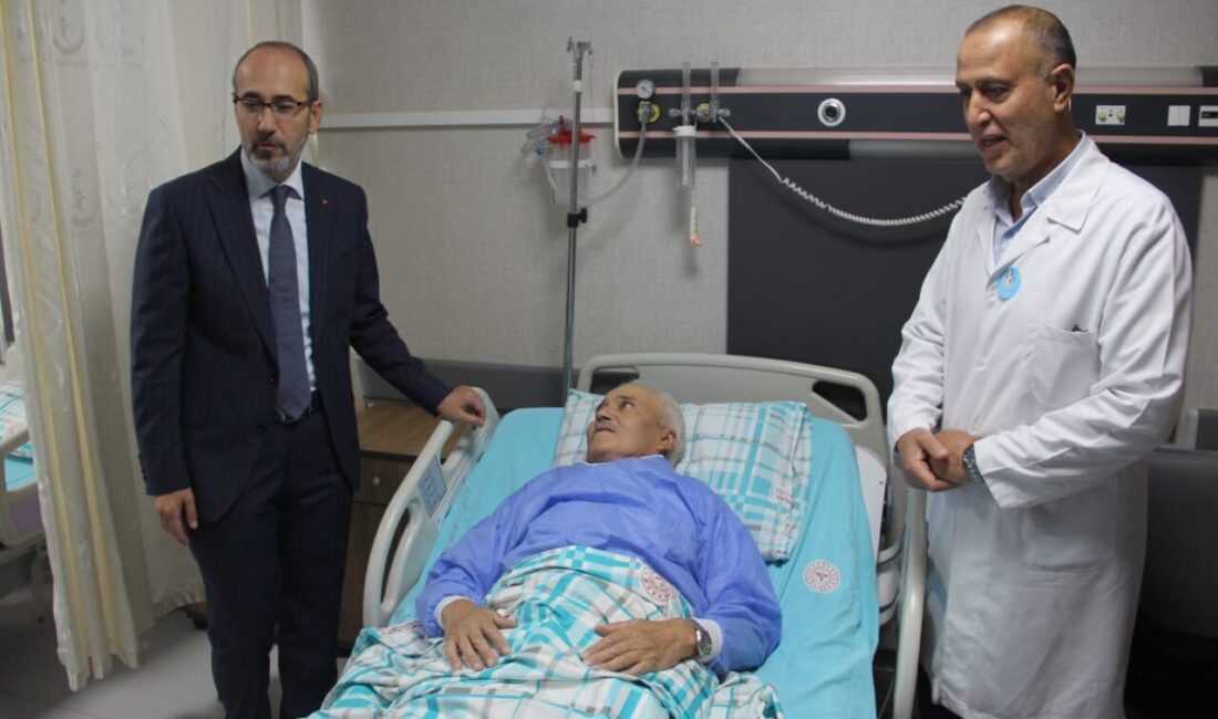 AFYONKARAHİSAR (AA) – Afyonkarahisar Devlet Hastanesi'nde inme geçiren hasta zamanında