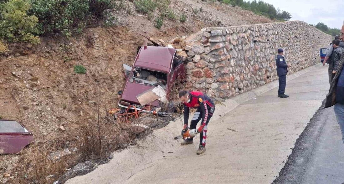 Edinilen bilgiye göre, Tavşanlı’dan Emet istikametine seyir halinde olan Durali