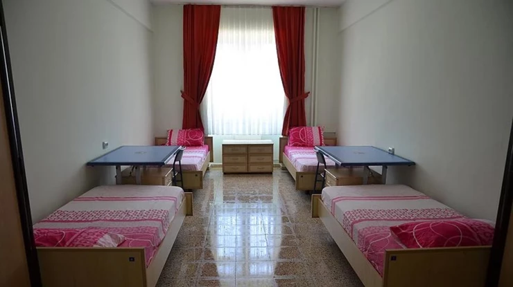 Gençlik ve Spor Bakanlığı, ek kontenjanla üniversiteye yerleşen öğrencilerin yurt