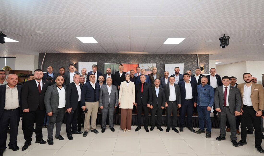 Vali Doç. Dr. Kübra Güran Yiğitbaşı, 19 Ekim Muhtarlar Günü