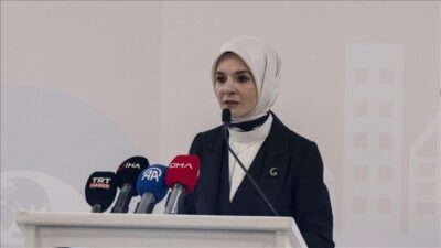 Göktaş, bir otelde düzenlenen “Türkiye’de Bakım Ekonomisinin Dönüştürücü Büyümesi için