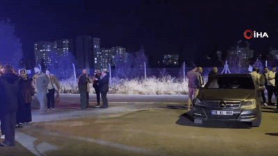 Motosiklet sürücüsünün durumunun ağır olduğu öğrenildi. Edinilen bilgiye göre, ilçeye