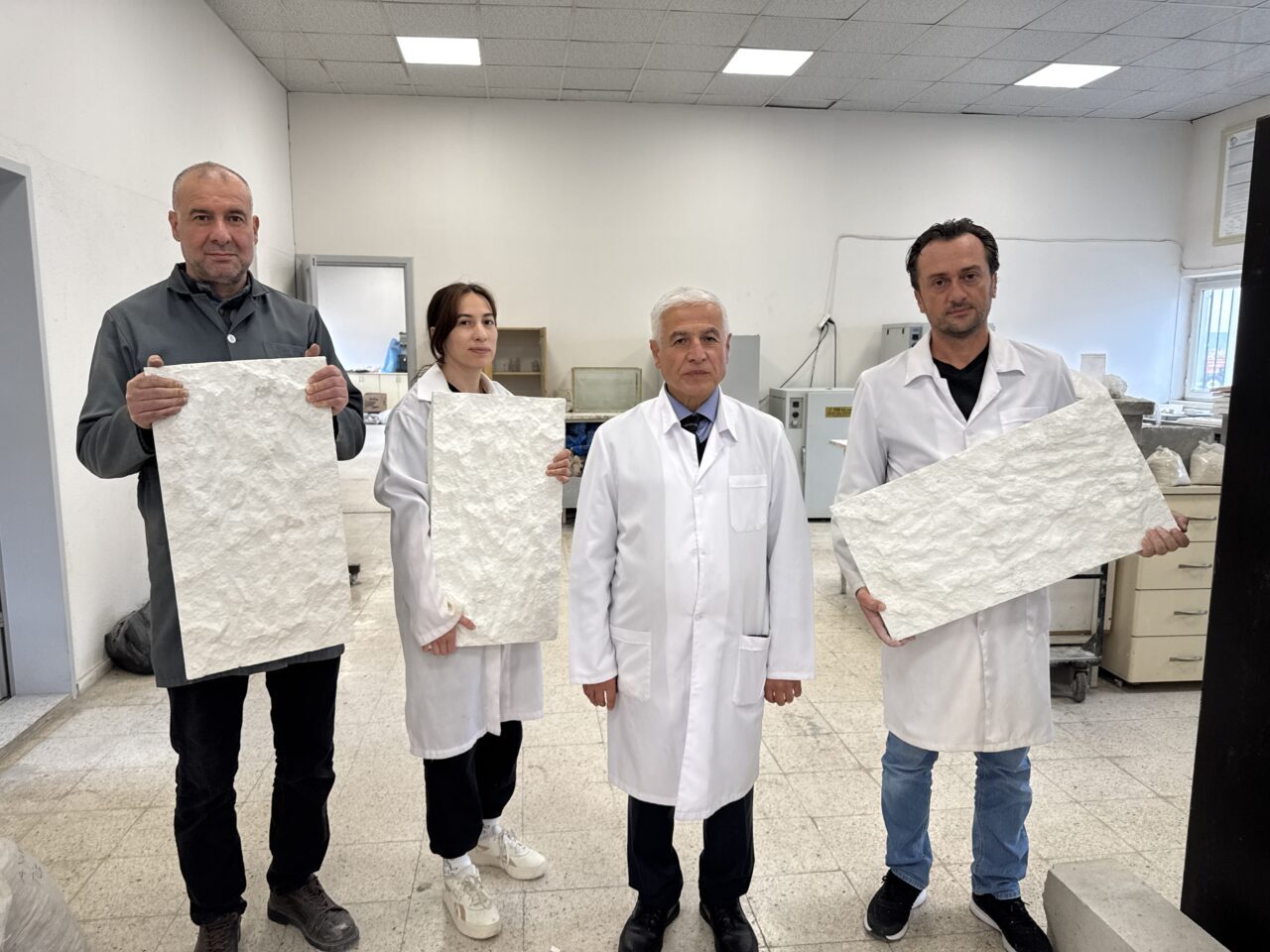 - AKÜ Mühendislik Fakültesi Yapı Ana Bilim Dalı Başkanı Prof.