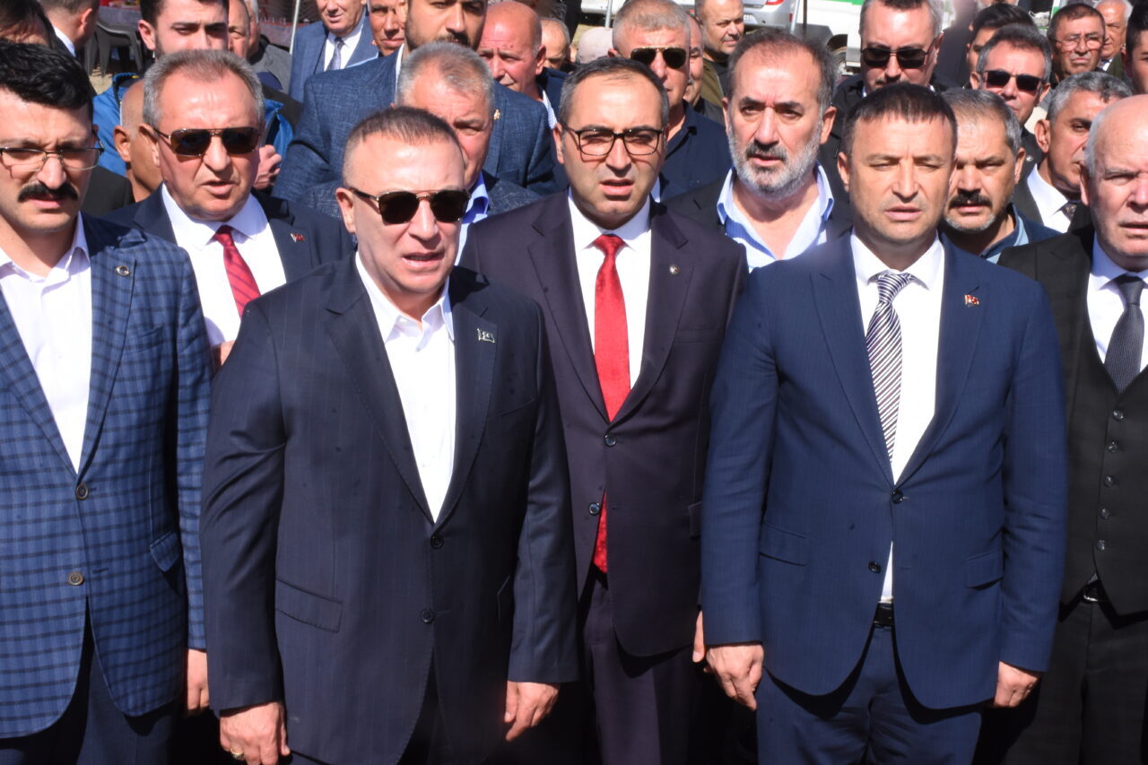 - "Kimseye böbürlenmeden, derviş ruhuyla çalışacağız. İnsanlarımızı muhabbetle kucaklayacağız. Biz