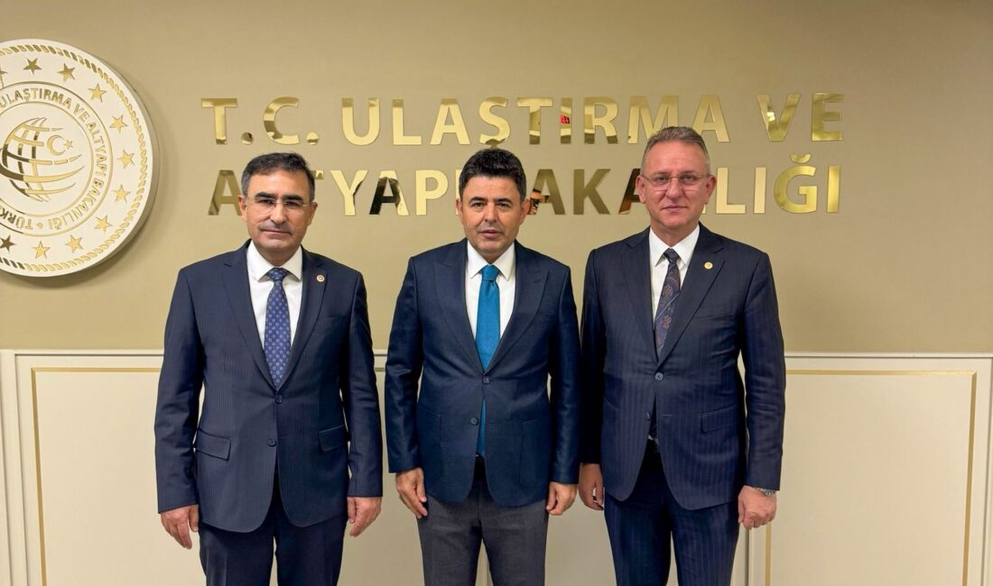 Ziyarette, kamuoyunda son günlerde gündeme gelen ve özellikle şoförler odası,