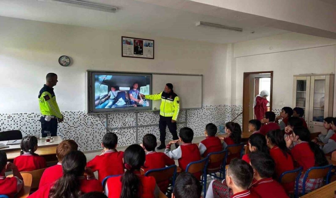 Afyonkarahisar Çay İlçe Jandarma Komutanlığı Trafik Bürosu personelleri tarafından Akkonak