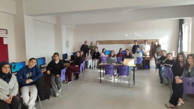 Bilgisayarları, sunucuları, mobil cihazları, elektronik sistemleri, ağları ve verileri kötü