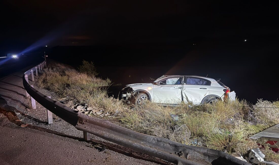 Bir otomobilin kontrolden çıkarak takla atması sonucu meydana gelen kazada,