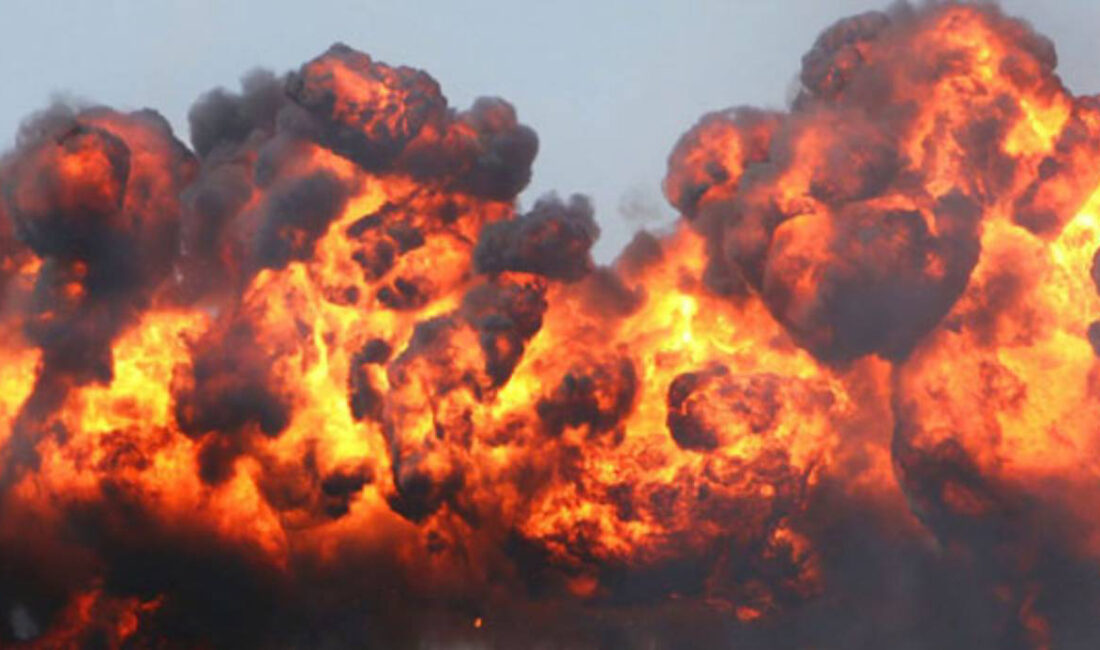 Guayaquil İtfaiye Teşkilatı’ndan Binbaşı Jorge Montanero, hayatını kaybeden kişinin taksi