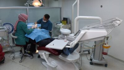 Diş muayenesi olmak isteyen herkes, mesai saatleri içinde ADSUAM’a başvurarak