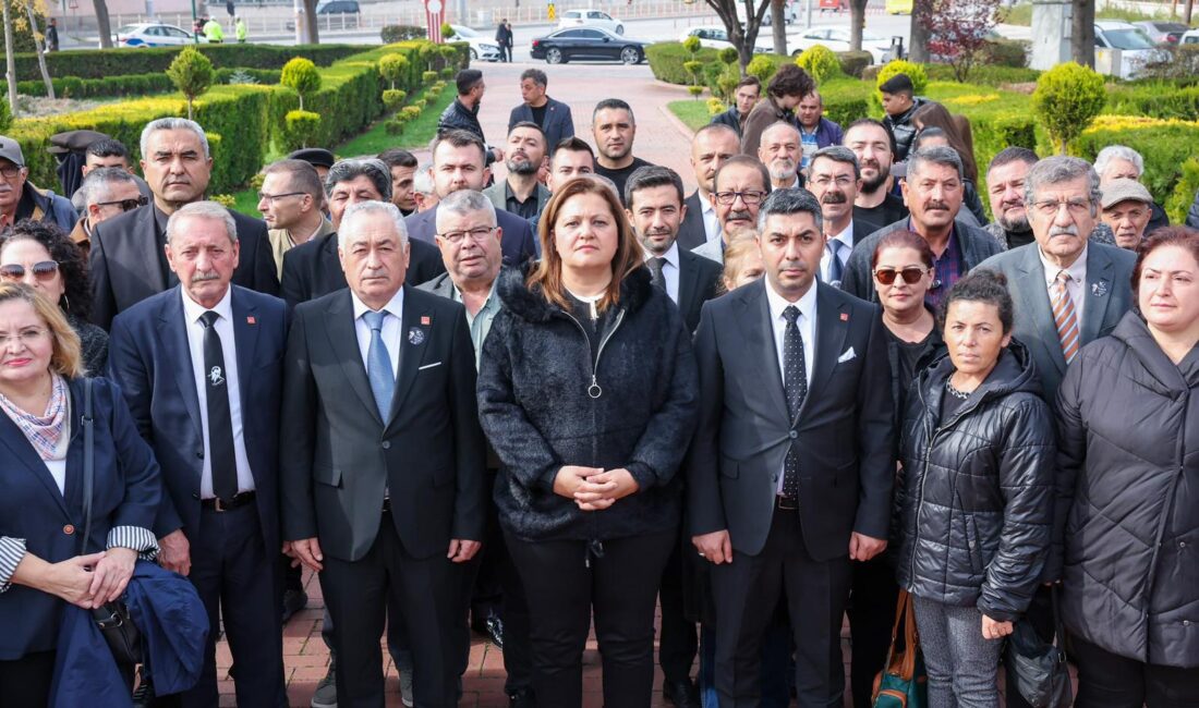 Törene Afyonkarahisar Belediye Başkanı Burcu Köksal, CHP Afyonkarahisar İl Başkanı