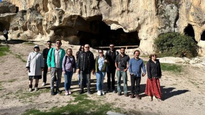 Etkinlik kapsamında proje ekibi, AKÜ Rektör Yardımcısı Prof. Dr. Şuayıp