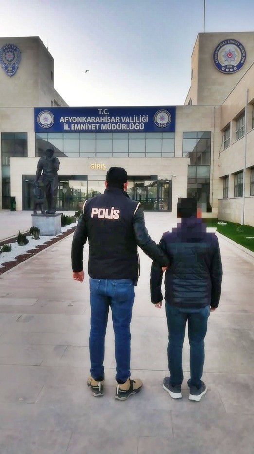 Edinilen bilgilere göre, İl Emniyet Müdürlüğüne bağlı ekipler tarafından aranan