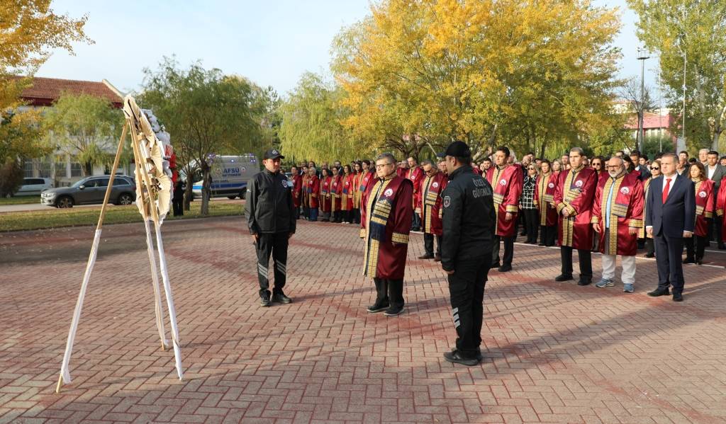Afyon Kocatepe Üniversitesi Ahmet Necdet Sezer Kampüsü tören alanında düzenlenen
