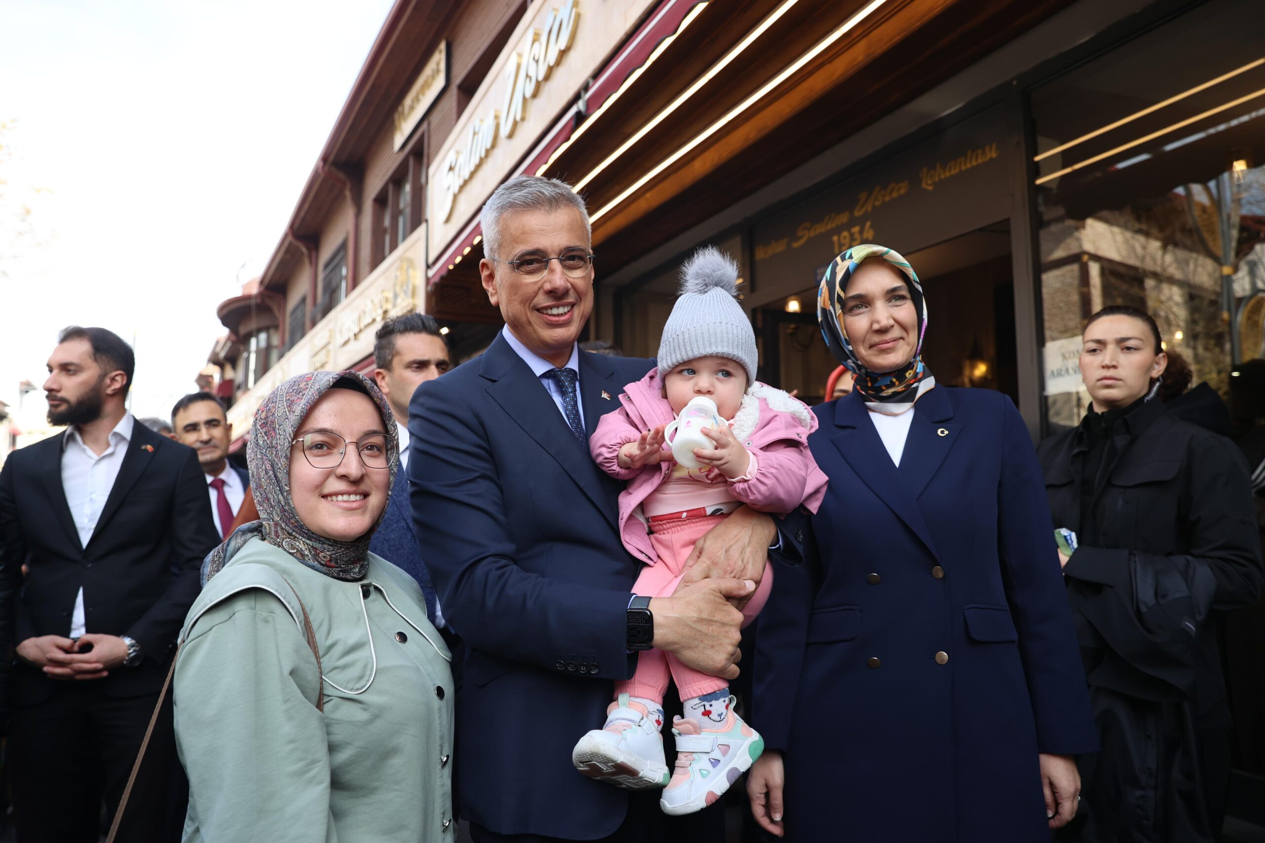 Valilikte basın mensuplarına açıklamalarda bulunan Bakan Memişoğlu, Türkiye genelinde sağlık