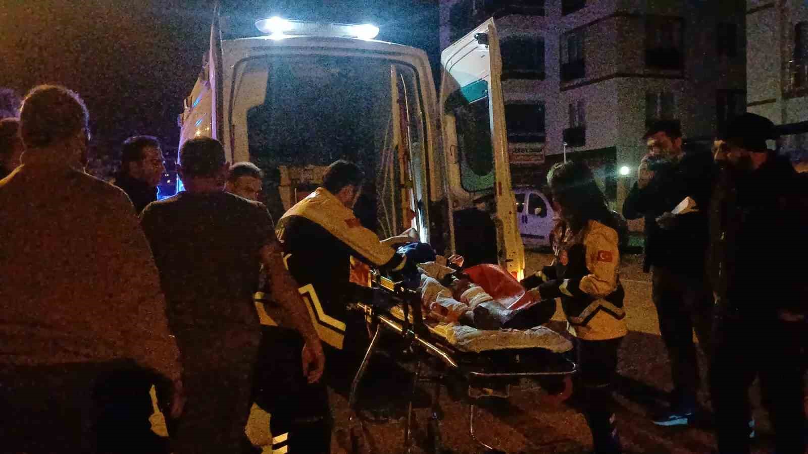 Bina boşluğuna sığınarak hayatını kurtardı