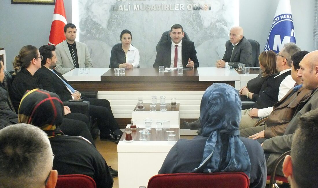 Afyon SGK Müdürü Süleyman Çelikbaş, Afyonkarahisar Serbest Muhasebeci ve Mali