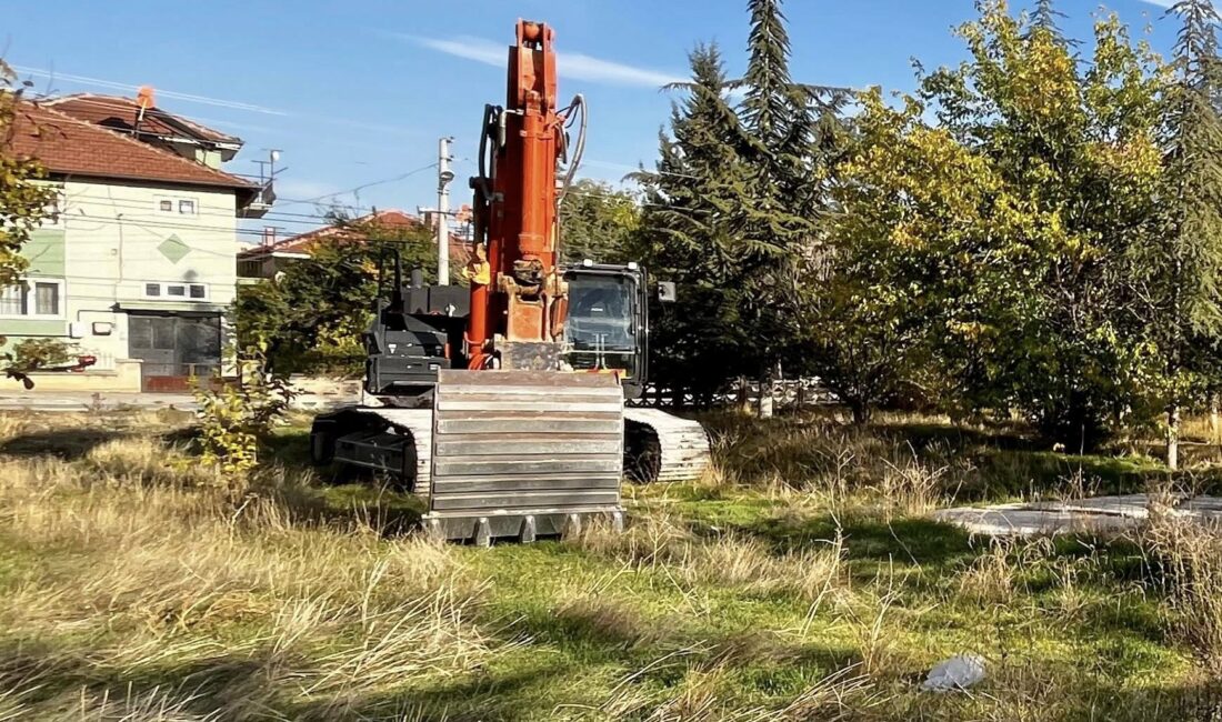 Dazkırı Belediye Başkanı Fatih Çiçek, İlçe Kaymakamı Serkan Ala ile
