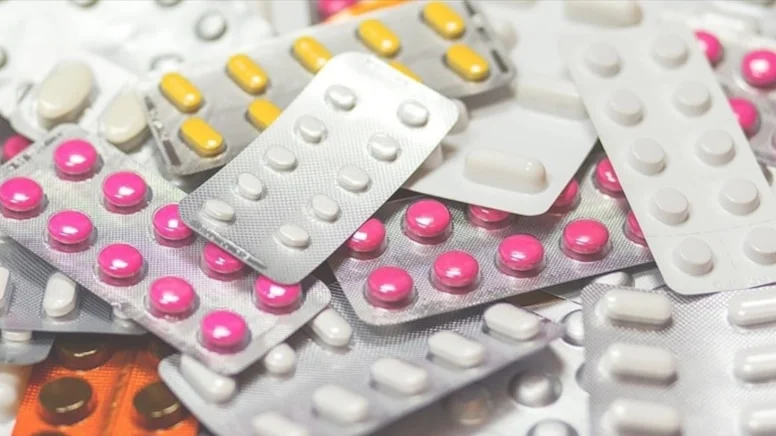 Stiftung Warentest tarafından yapılan incelemede, reçetesiz satılan 27 öksürük şurubunun