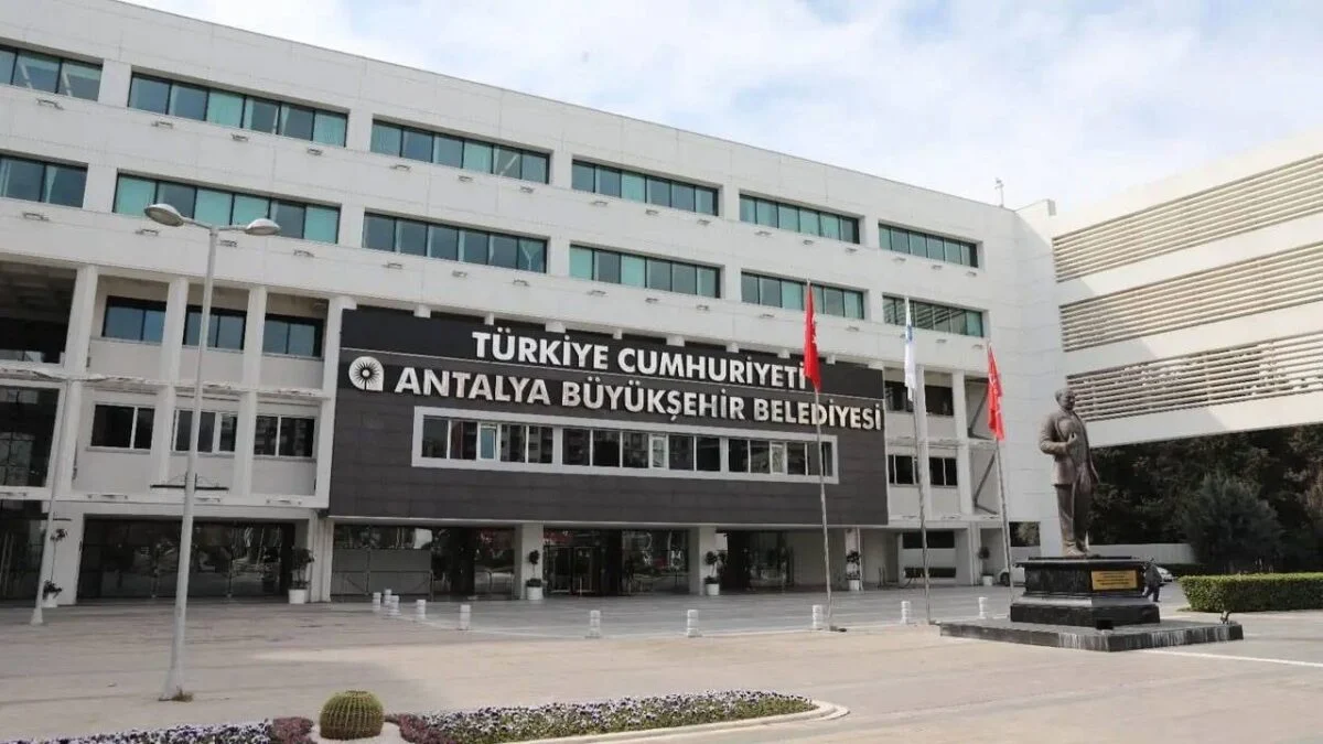 Büyükşehir Belediyesi rüşvet soruşturmasında 8’inci dalga operasyonu