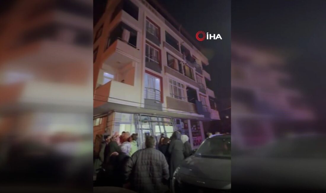 Yangın, Kapaklı Vatan Mahallesi Plevne Caddesi’nde bulunan bir apartmanda meydana