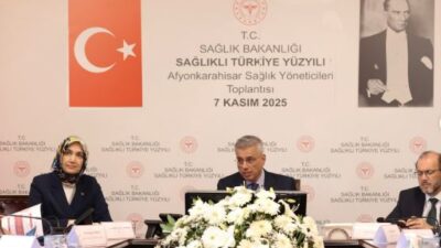 Önemli sağlık yöneticilerini bir araya getiren “Sağlıklı Türkiye Yüzyılı Sağlık