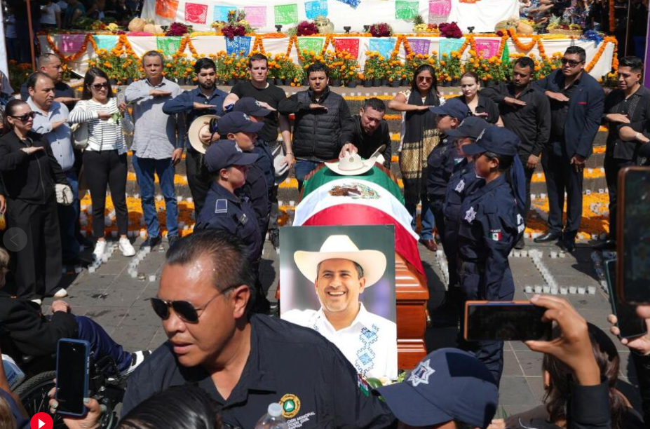 Ölüler Günü Kutlamaları Sırasında SaldırıMeksika’nın batısındaki Michoacan eyaletinde düzenlenen Ölüler