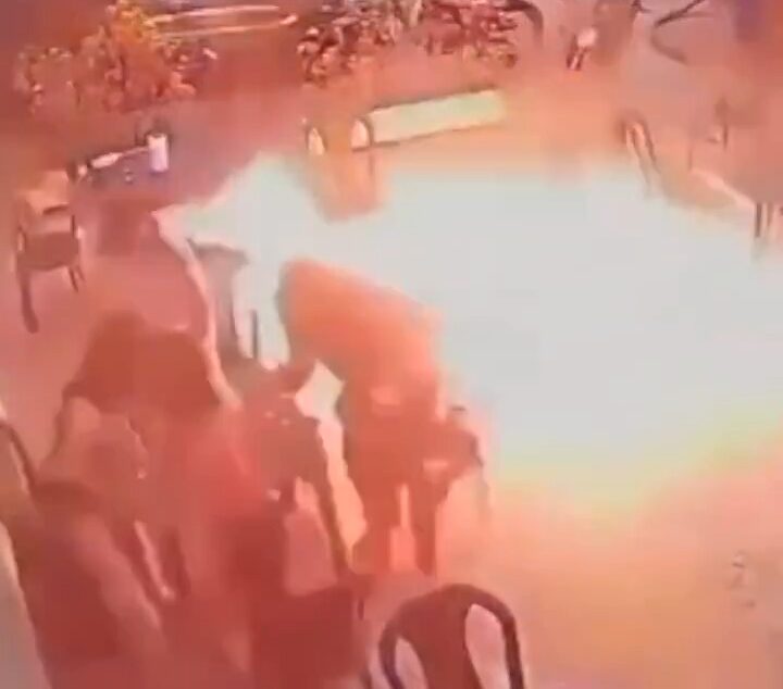 Brezilya’da bulunan bir benzin istasyonunun içindeki restoranda akıl almaz bir