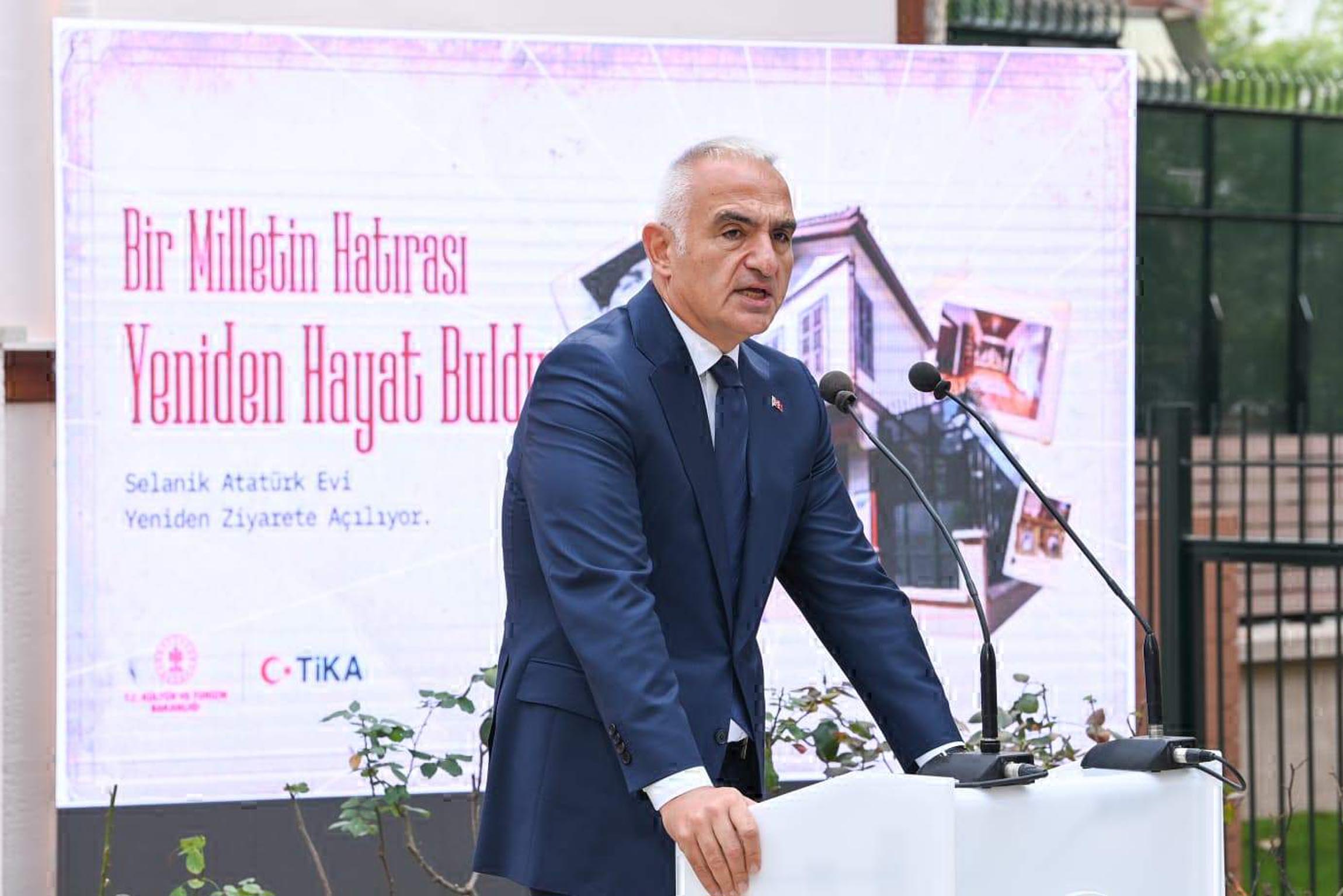 Bakan Ersoy, NSosyal hesabından Selanik Atatürk Evi’nin görüntülerini paylaşarak, “Bir nar ağacının