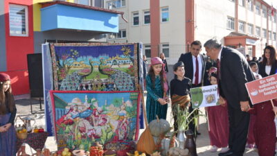 AFYONKARAHİSAR (AA) – Afyonkarahisar'da, "Gelenekten Geleceğe Sağlıklı Nesillere" projesiyle çocuklara