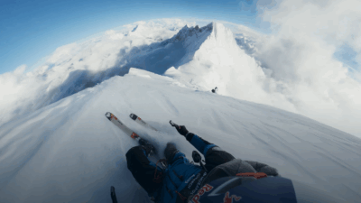 37 yaşındaki Polonyalı kayak dağcısı Andrzej Bargiel, inanılmaz tırmanış ve kayak