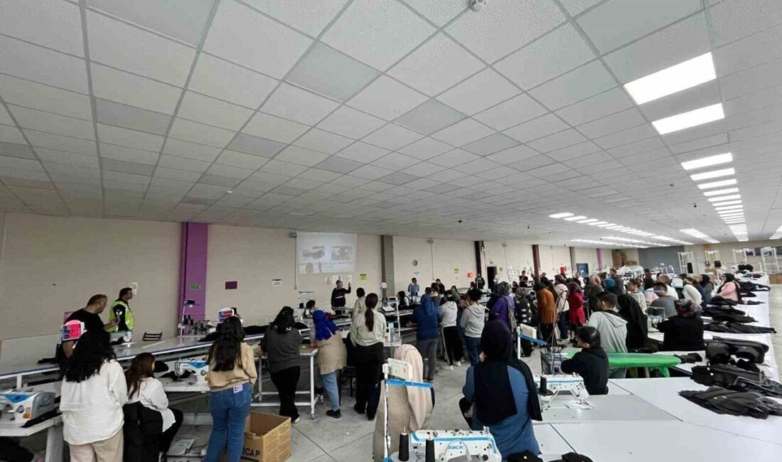 Afyonkarahisar’da jandarma ekipleri tarafından yaklaşık 130 anne ve anne adayına