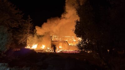 Antalya’da Saat 02.00 sıralarında Aksu ilçesi Atatürk Mahallesi 6. sokak