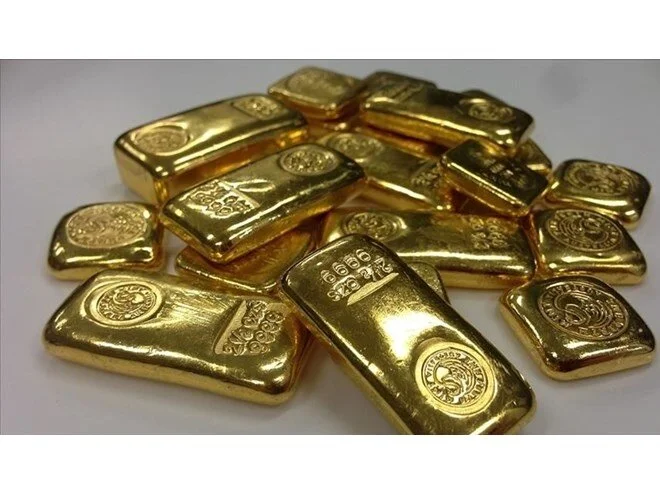 Altın fiyatları ons başına 3962 doların altına düşerek önceki seanstaki