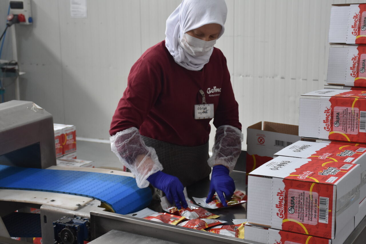 - Afyonkarahisar'da 110 kişinin çalıştığı firmanın genel müdürü Süleyman Aşgın:
-