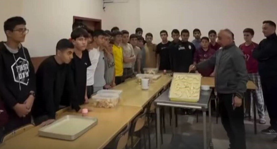 Emirdağ ilçesinde bulunan Emirdağ Fen Lisesi pansiyonunda kalan öğrencilere, Emirdağ’ın
