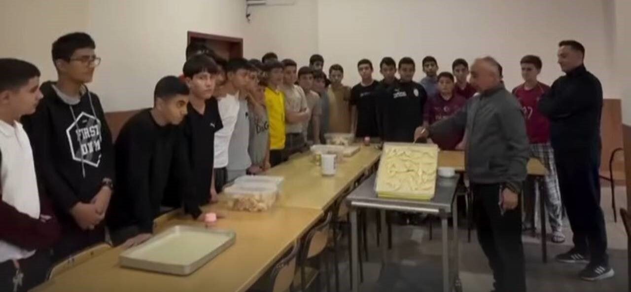 Emirdağ ilçesinde bulunan Emirdağ Fen Lisesi pansiyonunda kalan öğrencilere, Emirdağ’ın